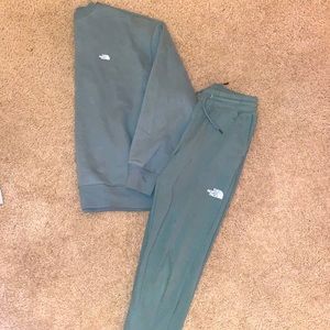LIKE NEW Matching NorthFace Sweatsuit